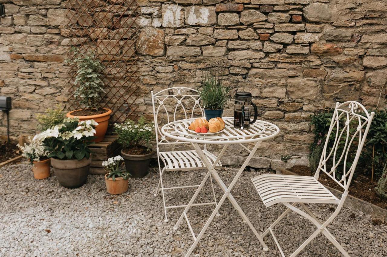 Wensleydale, Old School Rooms - Ground Floor Luxury Apartment In Richmond, North Yorkshire Richmond  Extérieur photo