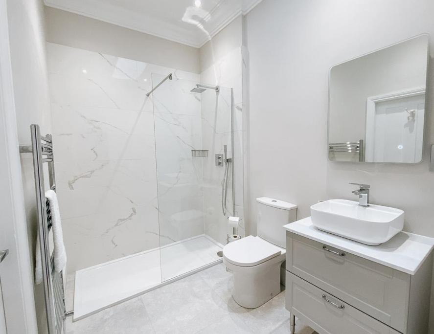 Wensleydale, Old School Rooms - Ground Floor Luxury Apartment In Richmond, North Yorkshire Richmond  Extérieur photo